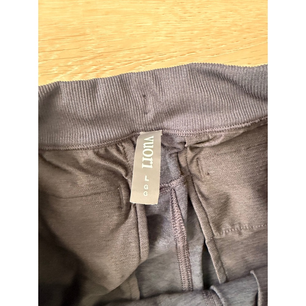 Vuori Ponto Performance Shorts Mens Large Charcoal Heather Blue DreamKnit Gym 7" - Picture 4 of 7